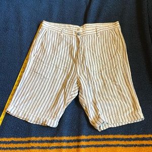 Splendid mills men’s striped shorts